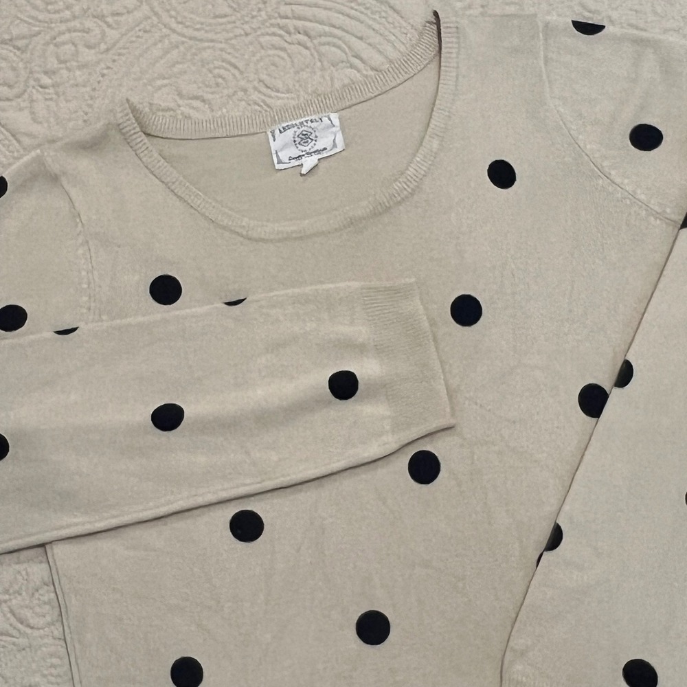 Absolutely Creative Worldwide Polka Dot Crew Neck Sweater Beige Size Small‎